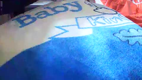 loboxavi online show from September 10, 2025, 2:06 pm