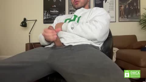 lockdownlove online show from December 3, 2025, 4:49 pm