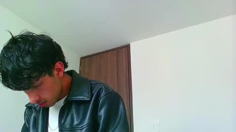 Snapshot of logaan_grey chatting on January 4, 2025, 7:44 pm logaan_grey online show from January 4, 2025, 7:44 pm