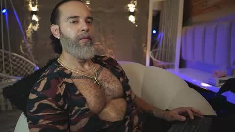 Snapshot of logan_cardenas1 chatting on June 12, 2026, 1:15 am logan_cardenas1 online show from June 12, 2026, 1:15 am