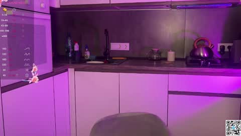 Logan online show from October 15, 2025, 6:08 pm