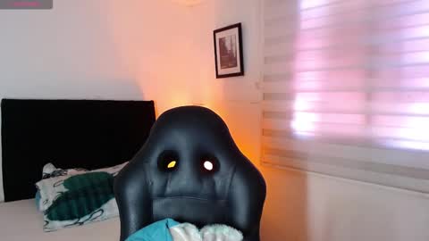 logan online show from September 16, 2025, 6:53 pm