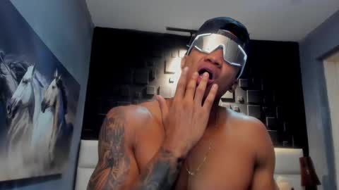 logan_varela online show from December 13, 2024, 2:05 pm