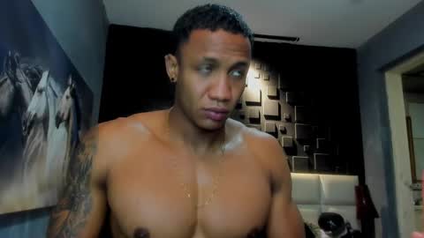 logan_varela online show from December 14, 2024, 10:24 am