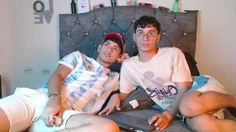 logan_willyams_ online show from September 19, 2025, 12:23 am