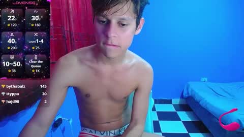 Snapshot of loganevans8 chatting on October 3, 2025, 2:03 pm Logan online show from October 3, 2025, 2:03 pm