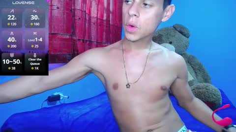 Snapshot of loganevans8 chatting on October 25, 2025, 7:52 pm Logan online show from October 25, 2025, 7:52 pm