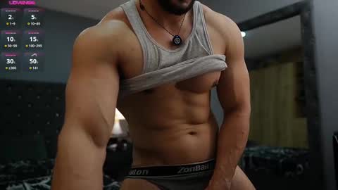 Snapshot of loganmartinx chatting on October 23, 2025, 9:13 pm loganmartinx online show from October 23, 2025, 9:13 pm