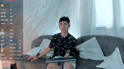 Snapshot of logantwink18 chatting on February 22, 2026, 4:16 pm logantwink18 online show from February 22, 2026, 4:16 pm