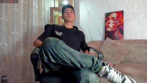 Snapshot of logantwink18 chatting on March 24, 2026, 1:38 pm logantwink18 online show from March 24, 2026, 1:38 pm