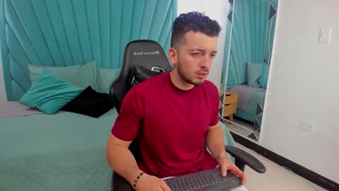 Logan Wolf online show from March 20, 2026, 12:10 pm