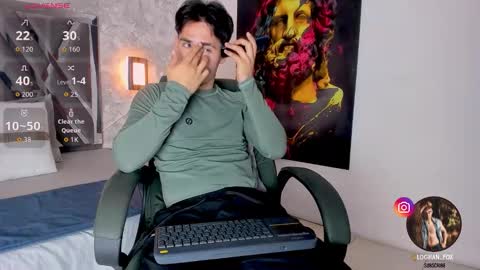 Loghan online show from October 14, 2025, 3:40 am