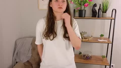 Snapshot of lois_williams chatting on September 16, 2025, 8:04 am Sofia online show from September 16, 2025, 8:04 am