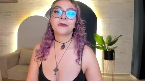 Snapshot of loiseharper chatting on May 8, 2026, 3:01 am Loise online show from May 8, 2026, 3:01 am