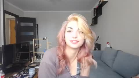 Amelia online show from September 29, 2025, 10:09 am