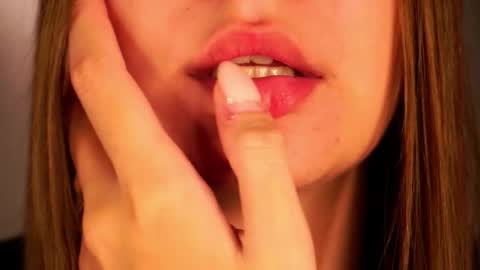 Elza online show from October 22, 2025, 6:07 pm