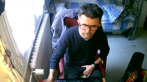 Snapshot of lokoum39 chatting on March 3, 2026, 9:48 am lokoum39 online show from March 3, 2026, 9:48 am