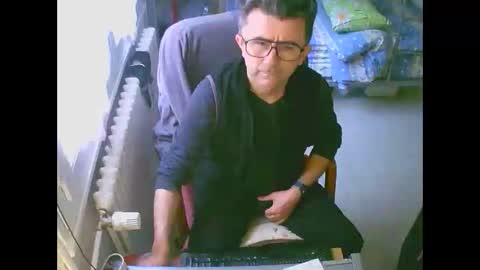 Snapshot of lokoum39 chatting on March 15, 2026, 4:24 pm lokoum39 online show from March 15, 2026, 4:24 pm