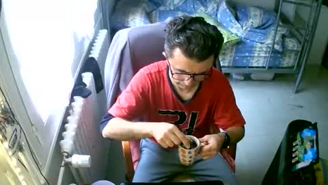 Snapshot of lokoum39 chatting on March 30, 2026, 9:32 am lokoum39 online show from March 30, 2026, 9:32 am