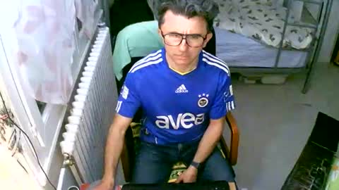 Snapshot of lokoum39 chatting on April 5, 2026, 7:00 pm lokoum39 online show from April 5, 2026, 7:00 pm