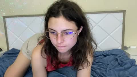 Snapshot of lola_aspis chatting on October 3, 2025, 4:48 pm lola_aspis online show from October 3, 2025, 4:48 pm