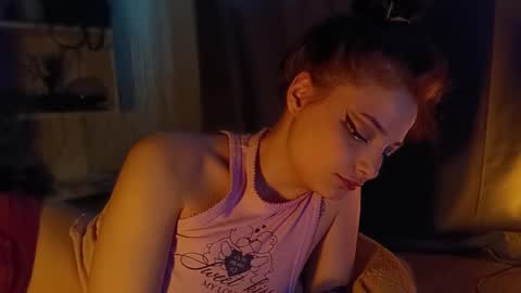 lola online show from April 20, 2026, 8:39 am