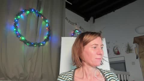 lola_belgium online show from January 4, 2025, 7:13 pm