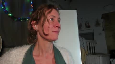 lola_belgium online show from January 15, 2025, 8:26 pm