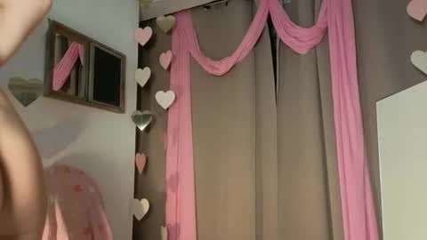 lola_belgium online show from February 26, 2026, 8:35 am