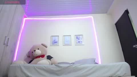 Snapshot of lola_calypso chatting on April 9, 2026, 6:19 am Lola Calypso online show from April 9, 2026, 6:19 am