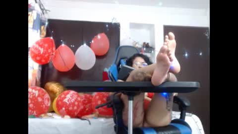lola_fiery online show from December 10, 2024, 8:49 pm