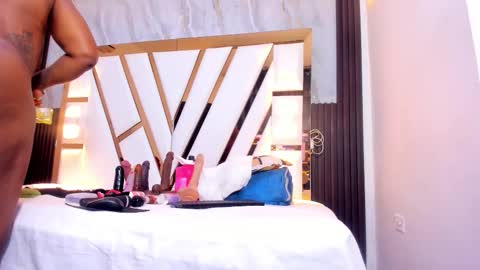 Snapshot of lola_hornei chatting on October 21, 2025, 11:22 am Lola online show from October 21, 2025, 11:22 am