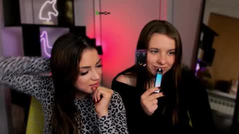 Snapshot of lola_swon chatting on October 21, 2025, 7:14 pm Lola online show from October 21, 2025, 7:14 pm