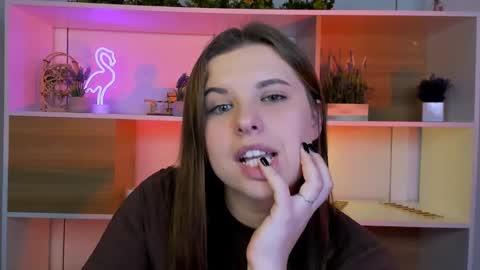 Snapshot of lola_swon chatting on November 11, 2025, 7:14 pm Lola online show from November 11, 2025, 7:14 pm