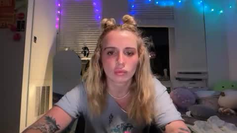 Snapshot of lolaa555 chatting on July 23, 2026, 6:55 am lolaa555 online show from July 23, 2026, 6:55 am