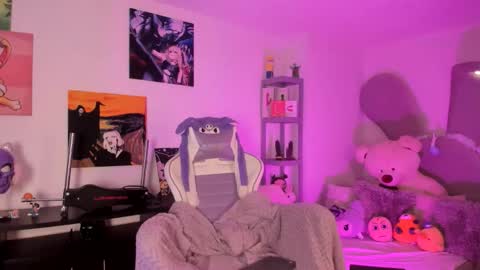 Lola Bunny online show from February 1, 2026, 5:28 am