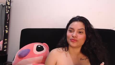 lolaa_staars online show from February 23, 2025, 10:17 am