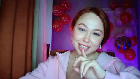 LolaaMint  online show from February 9, 2026, 12:20 pm