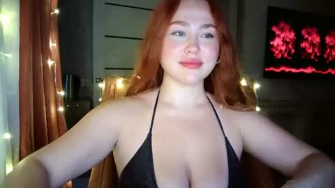 Snapshot of lolaamint_ chatting on July 17, 2026, 2:45 pm LolaaMint online show from July 17, 2026, 2:45 pm