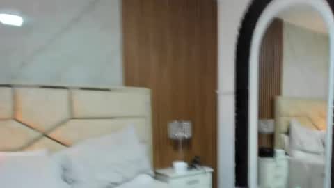 Lola Angel online show from May 9, 2026, 9:31 pm