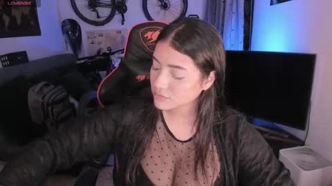 Snapshot of lolaasmith_21 chatting on March 2, 2026, 7:54 pm lolaasmith_21 online show from March 2, 2026, 7:54 pm