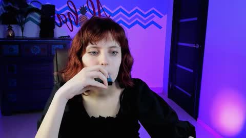 Snapshot of lolaasmus chatting on March 11, 2025, 2:51 pm I consider myself the god Loki but life just calls me LOL online show from March 11, 2025, 2:51 pm