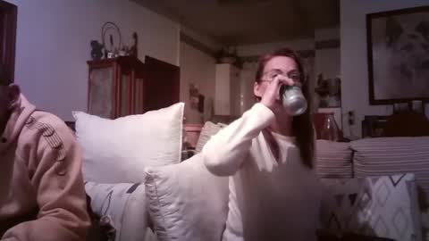 LOLA HUESO y ERIC online show from February 24, 2025, 6:58 pm