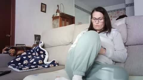 Snapshot of lolahueso chatting on March 30, 2026, 8:37 am LOLA HUESO y ERIC online show from March 30, 2026, 8:37 am