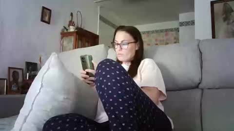 Snapshot of lolahueso chatting on May 11, 2026, 3:07 pm LOLA HUESO y ERIC online show from May 11, 2026, 3:07 pm