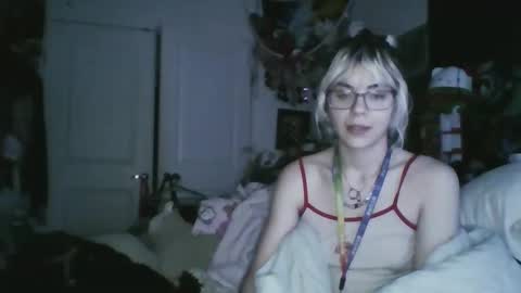 Lola Lixx online show from January 8, 2025, 9:32 am