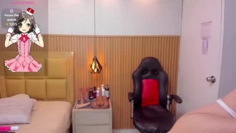 Snapshot of lolamaxi chatting on April 1, 2026, 3:40 am LOLA online show from April 1, 2026, 3:40 am