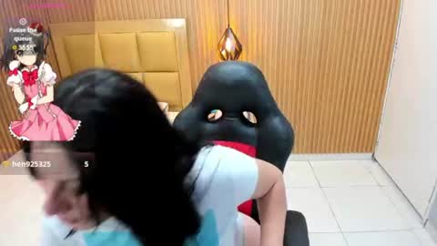 LOLA online show from July 18, 2026, 3:00 am