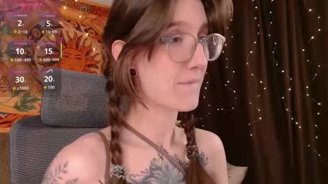 Snapshot of lolami_ chatting on March 26, 2026, 7:36 am lolami_ online show from March 26, 2026, 7:36 am