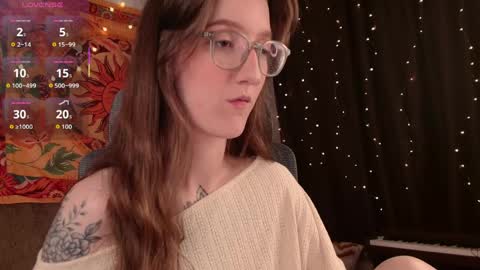 Snapshot of lolami_ chatting on May 23, 2026, 7:24 am lolami_ online show from May 23, 2026, 7:24 am